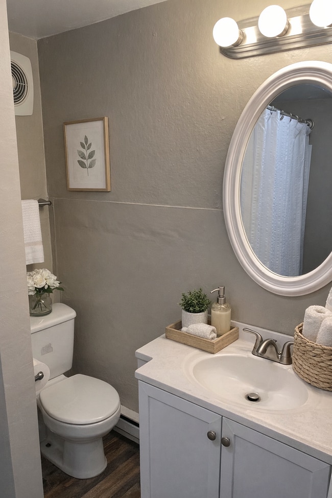 Building Photo - Gem Located In Central Selah; Spacious 2-Bedroom Retreat with Private Yard & Lots Of Storage!