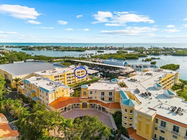 Building Photo - 14041 Bellagio Way