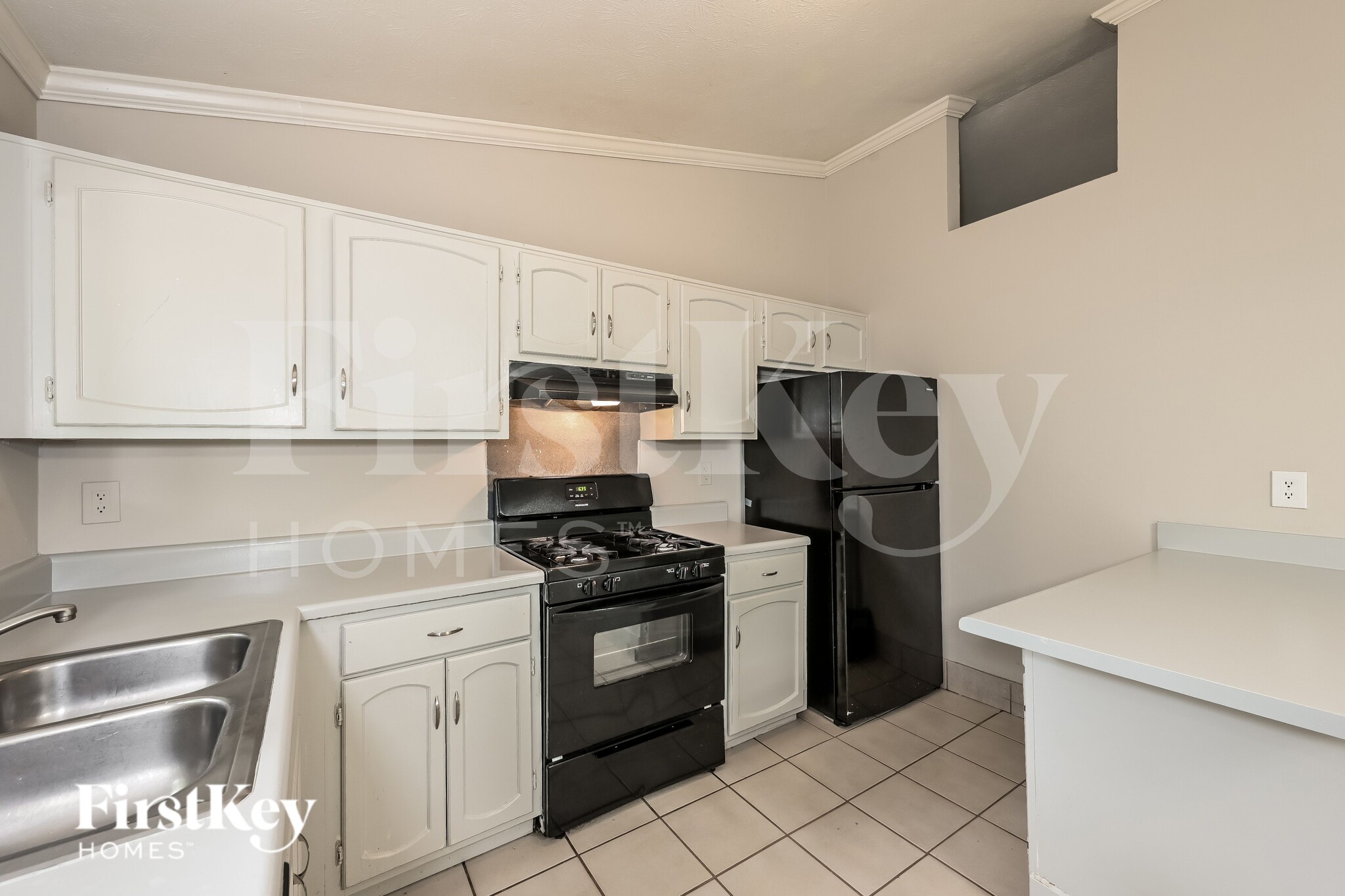 Building Photo - 652 Sunfield Dr NW