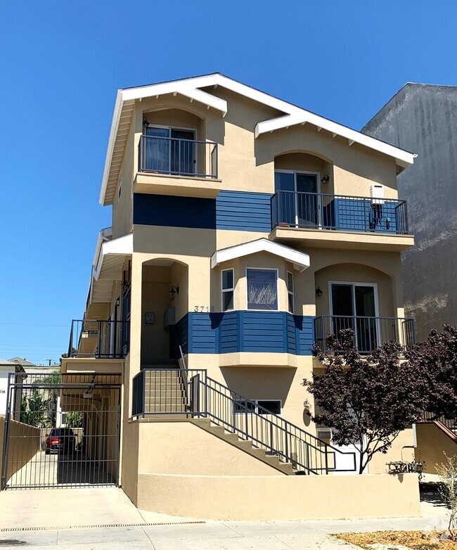 Building Photo - 3718 Glendon Ave