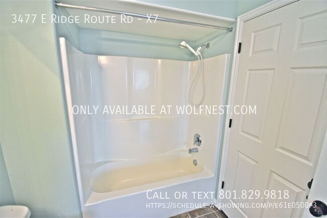 Building Photo - 3477 E Ridge Rte Rd