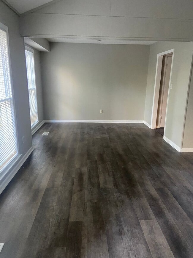 Building Photo - New For Rent in Pinson!