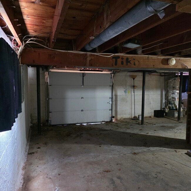 Building Photo - 1503 S 5th Ave