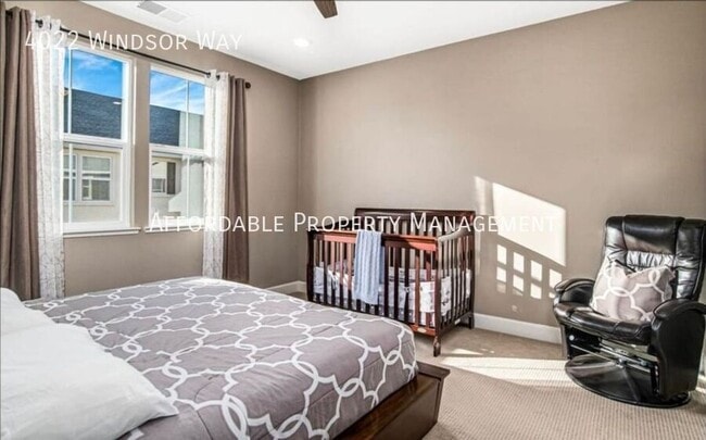 Building Photo - 4022 Windsor Wy