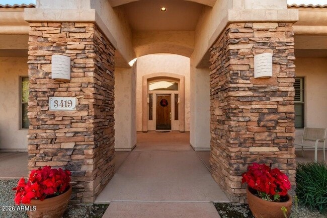 Building Photo - 3419 E June Cir