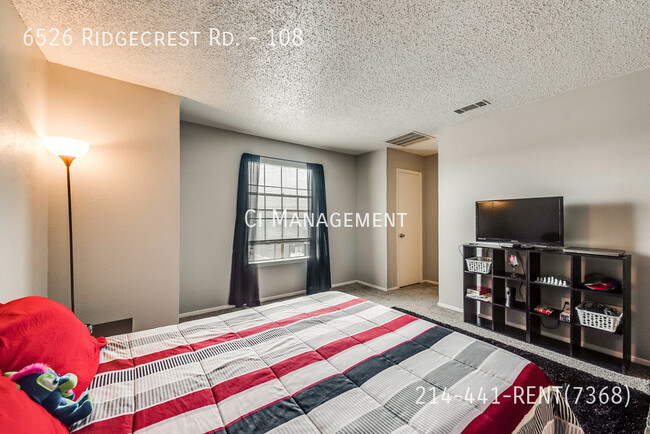 Building Photo - Prime location apartment!!