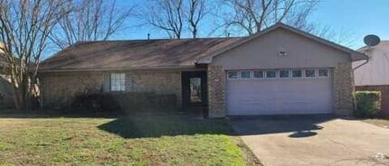 Building Photo - 3420 Reno Dr