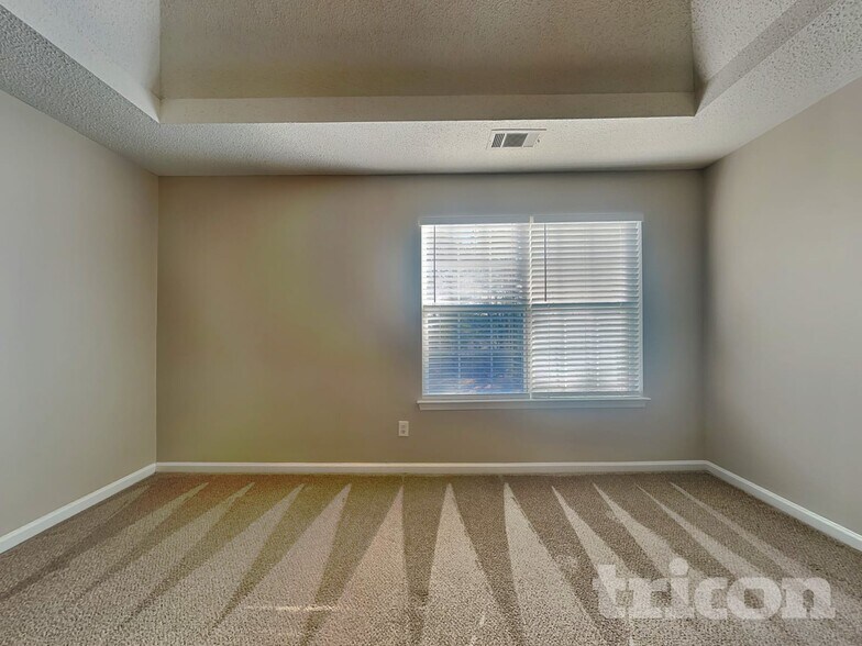 Building Photo - 816 Marcus Ln