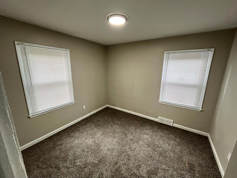 Building Photo - 18903 Freeland St