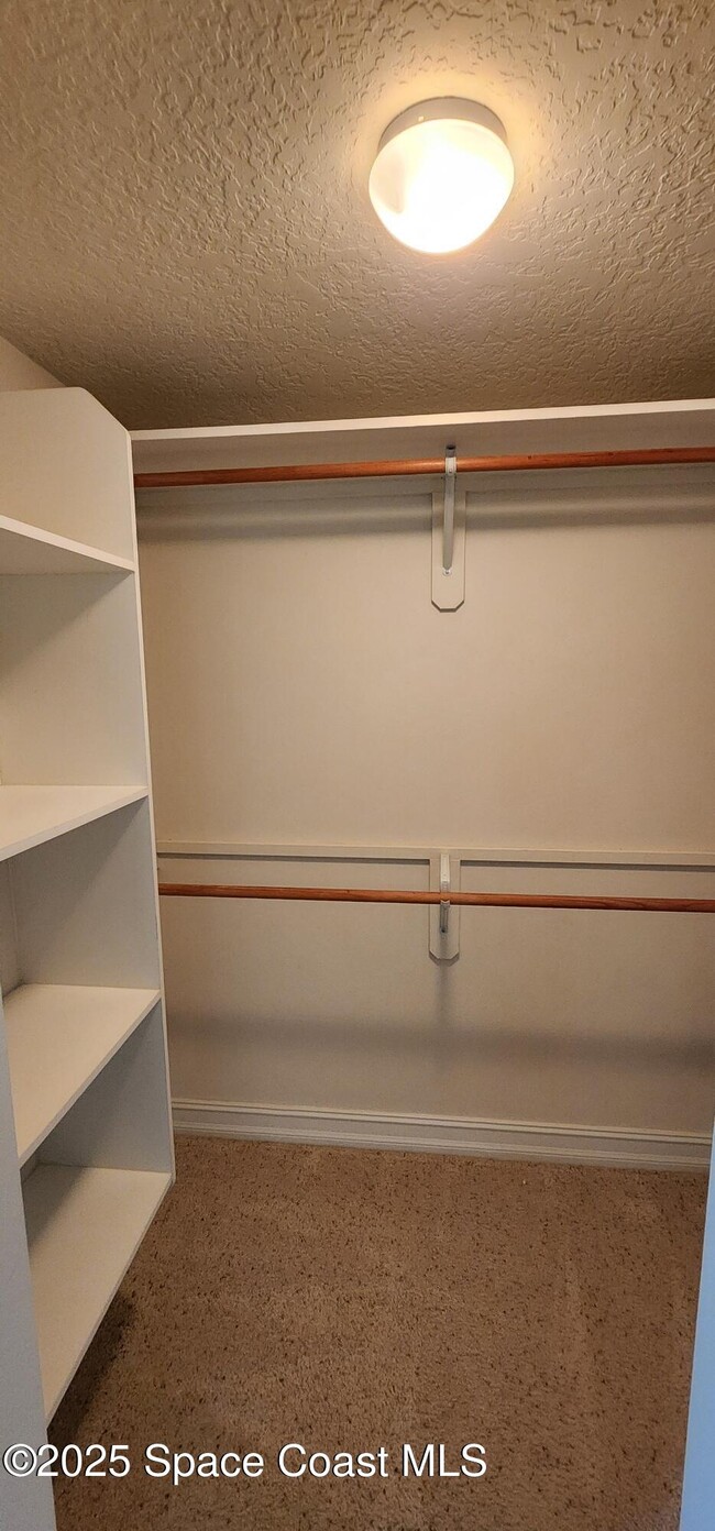 Building Photo - 134 Starboard Ln