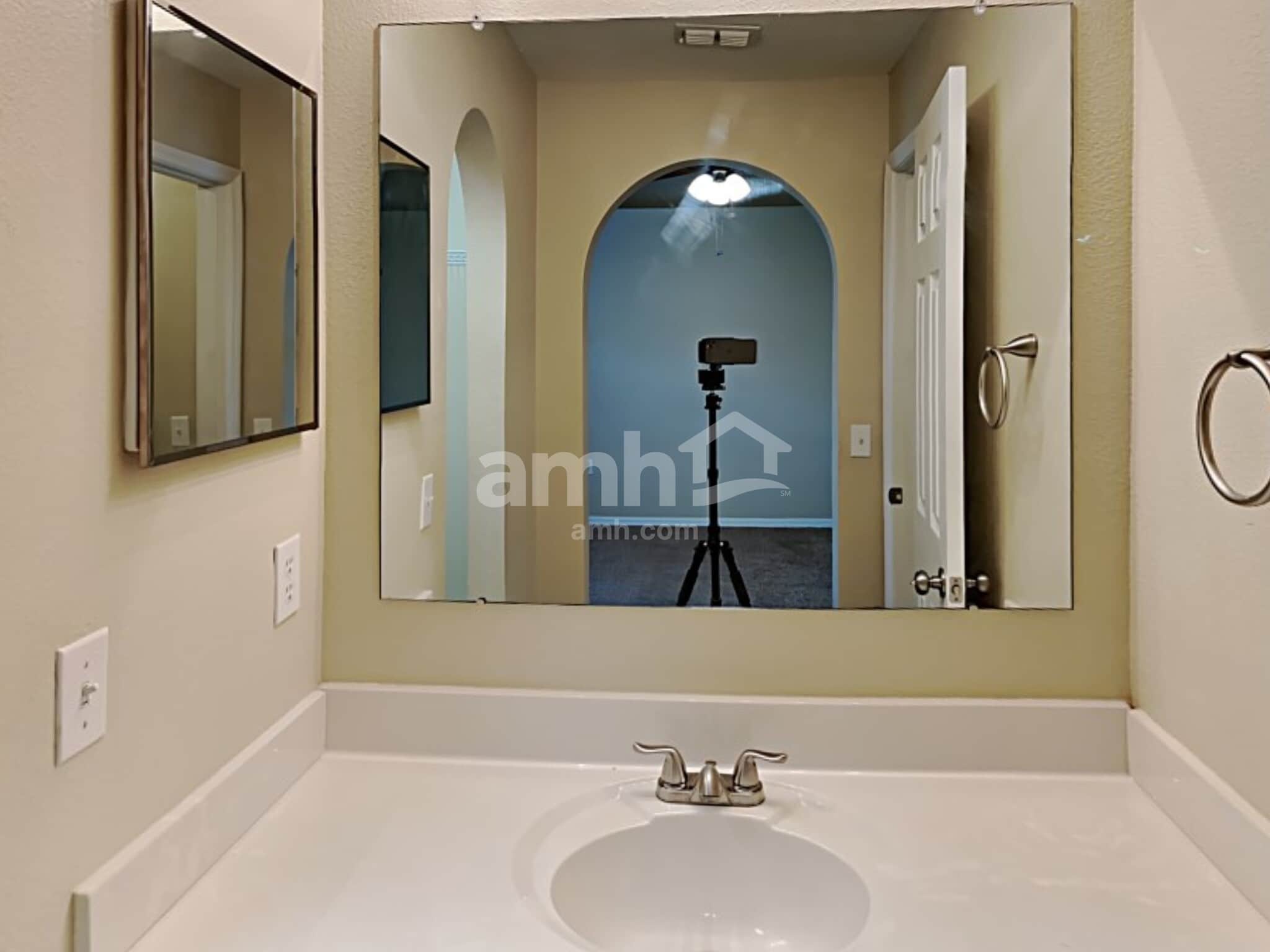 Building Photo - 30326 Pongo Way