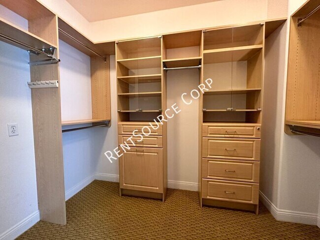 Building Photo - 26991 Timberline Terrace