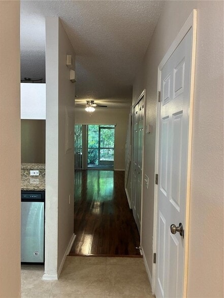 Building Photo - 8648 Hunters Key Cir
