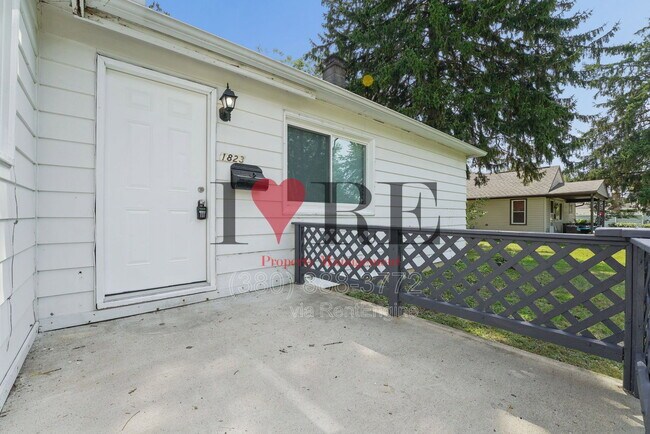 Building Photo - 1823 Ward Rd
