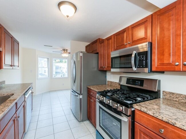Building Photo - 62 Tisdale Dr