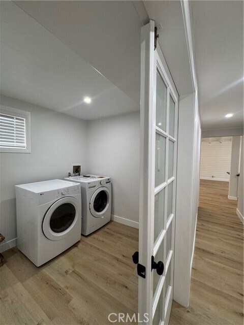 Building Photo - 15965 Coral St