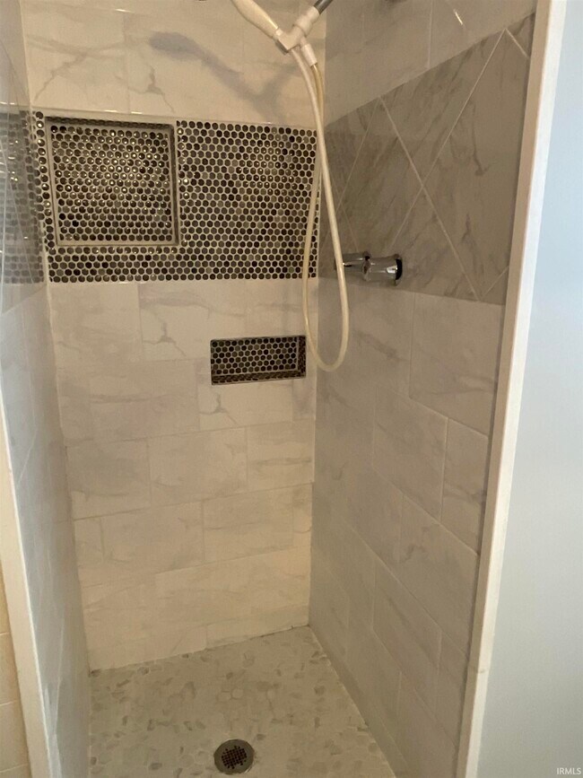 Building Photo - 2507 Hobson Rd