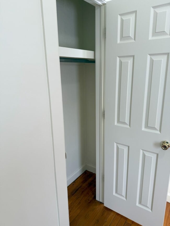 Building Photo - 912 Leland St