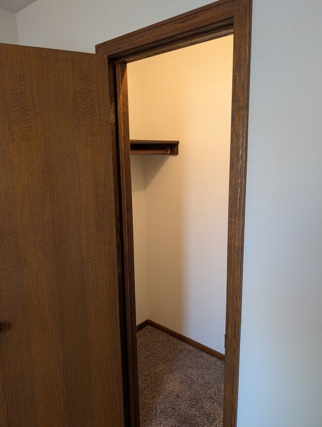 Building Photo - Fully Updated 3 Bedroom 3 Bath Townhouse with 2 Stall Attatched Garage