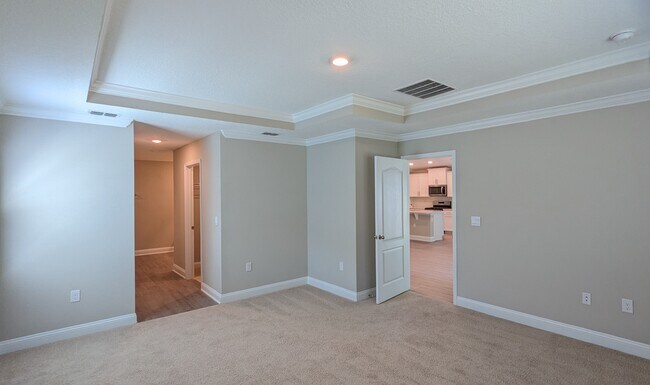 Building Photo - 126 Zancara St