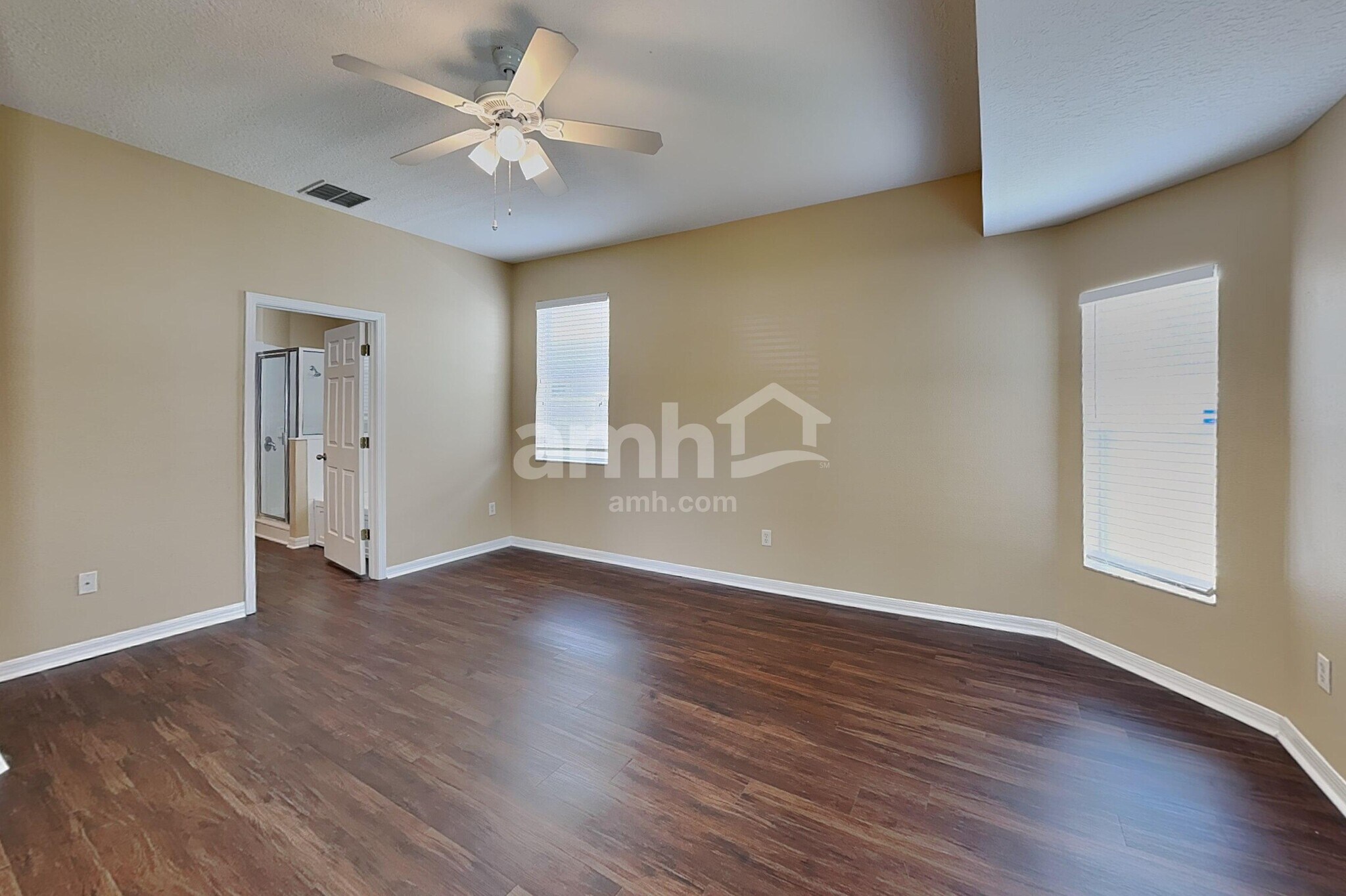 Building Photo - 3124 Shady Lily Ln