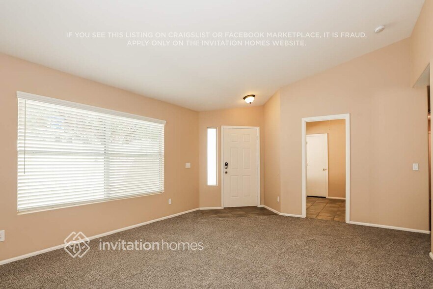 Building Photo - 2626 S 156th Ave