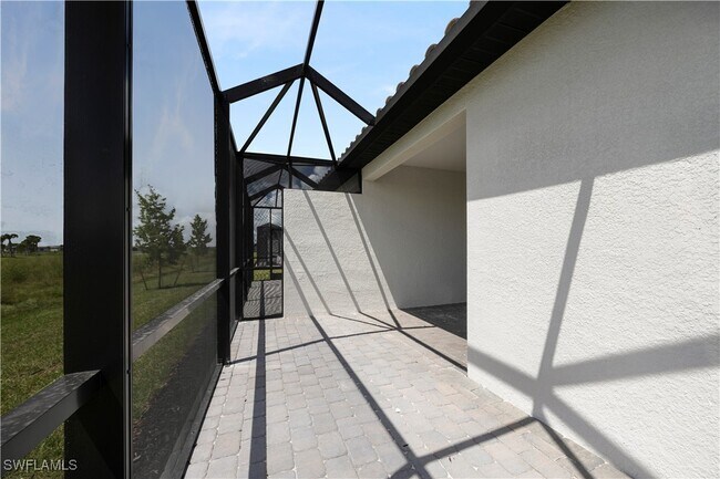 Building Photo - 19613 Hinkley Dr