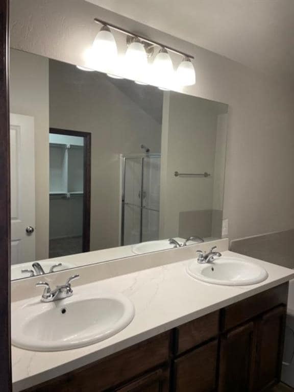 Building Photo - 2428 Northcreek Ln