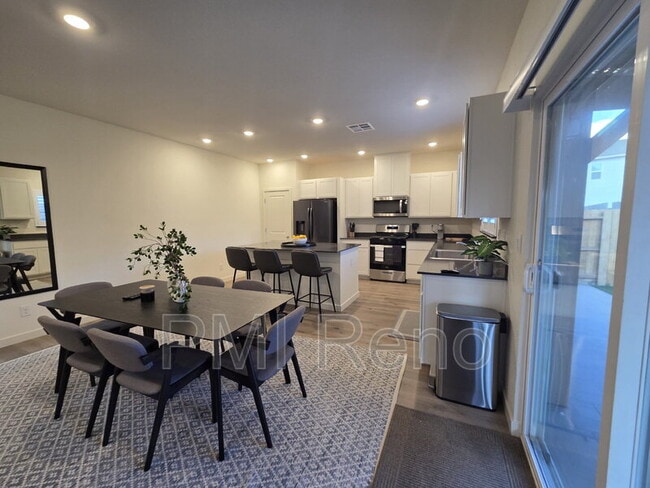 Building Photo - 7754 Wandering Wy