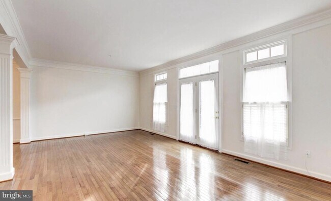 Building Photo - 1804 Dawson St