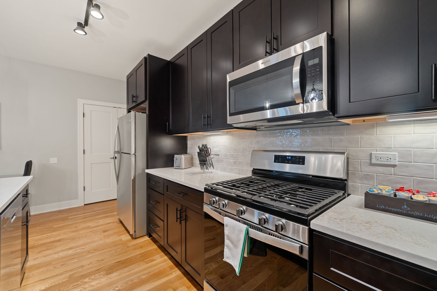 Building Photo - 2006 W 21st St