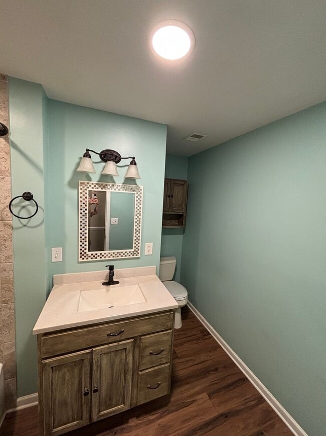 Building Photo - Space, Privacy & Flexibility – All in One Stunning Property