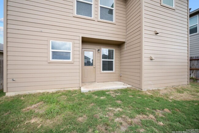 Building Photo - 6536 Dynamic Sound