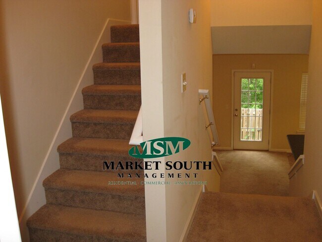 Building Photo - 36 Orchid Ln