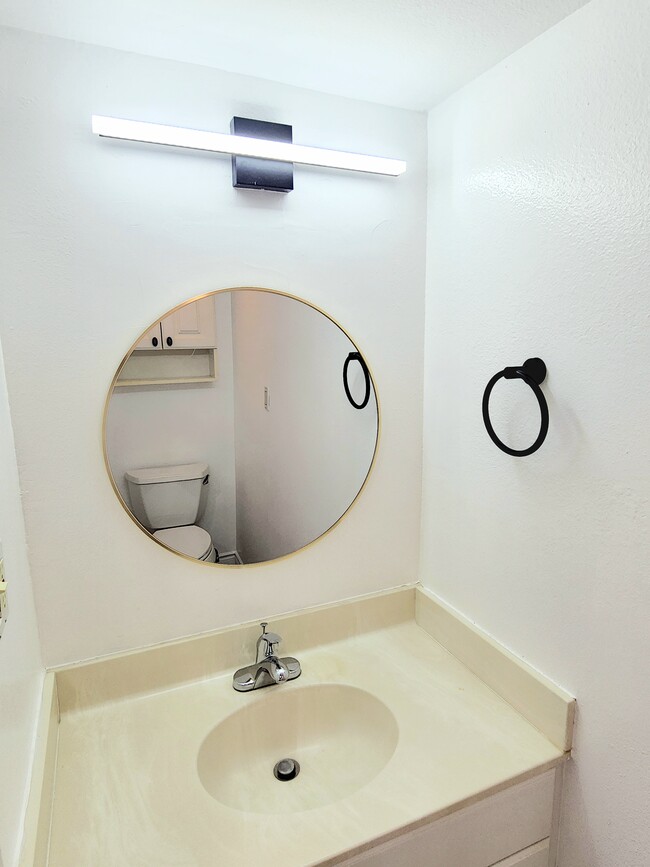 Building Photo - 4804 Del Amo Blvd