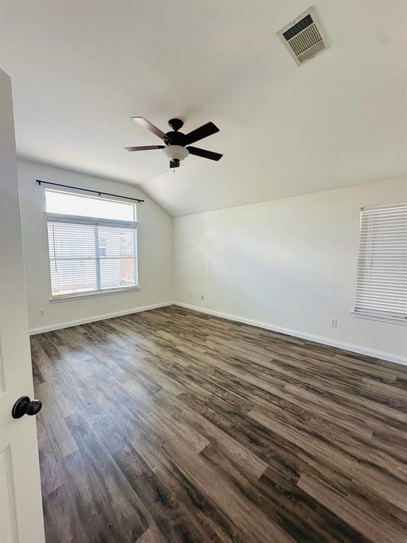 Building Photo - 251 Fresno Springs