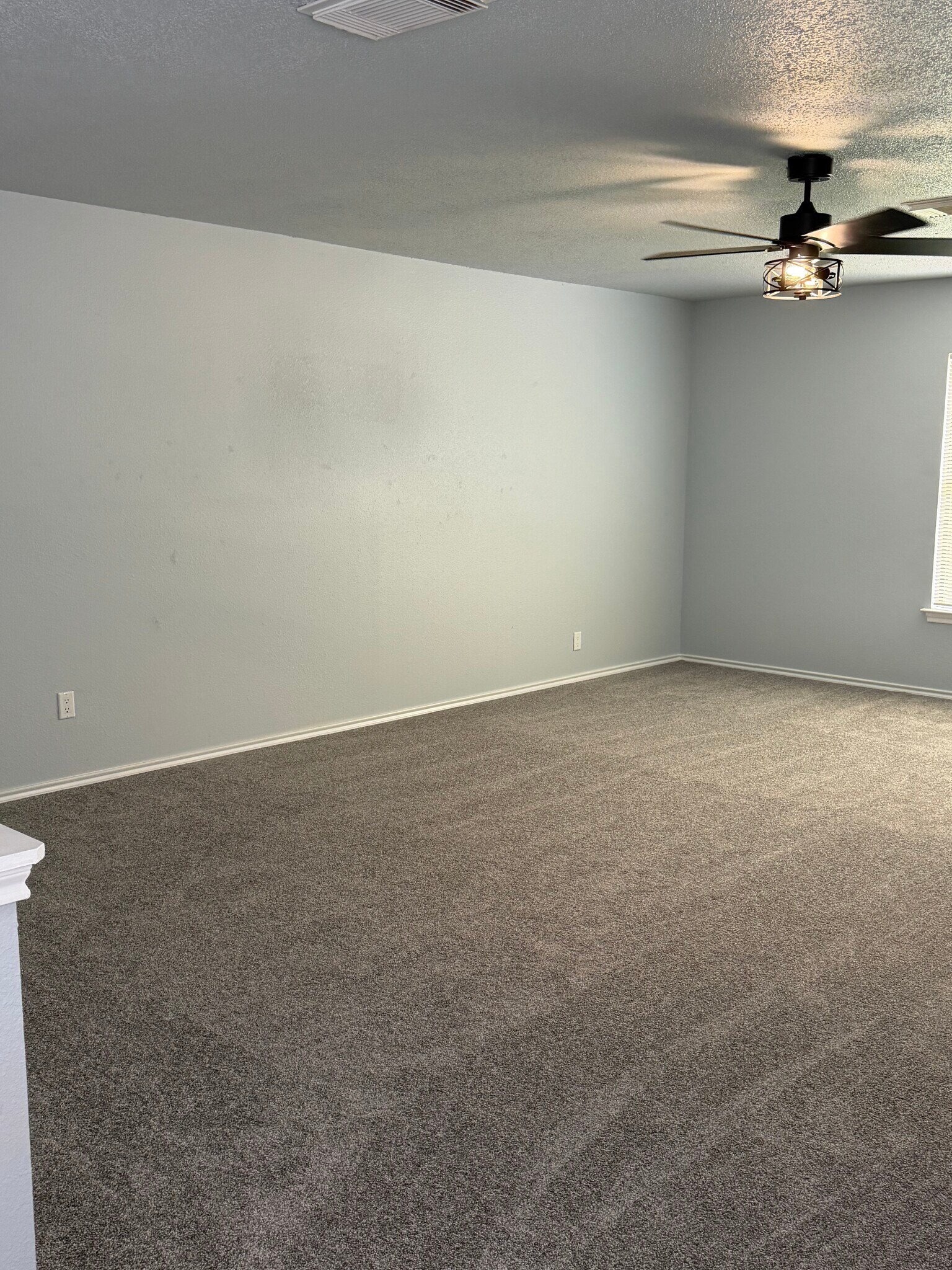 Family/Game room - 9647 Orchid Mdws