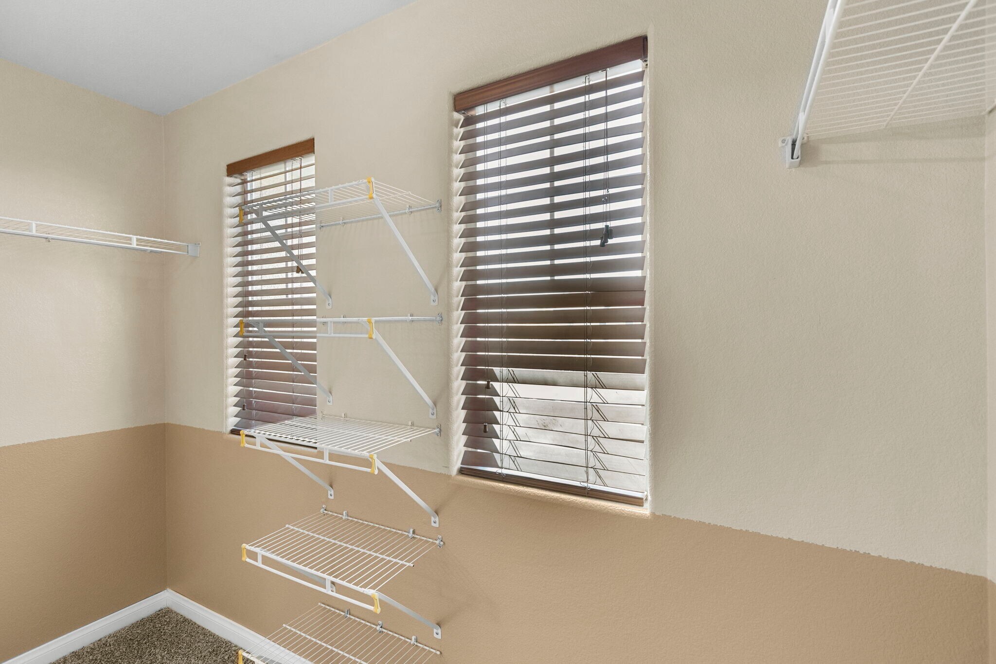 Building Photo - 3936 Red Trumpet Ct