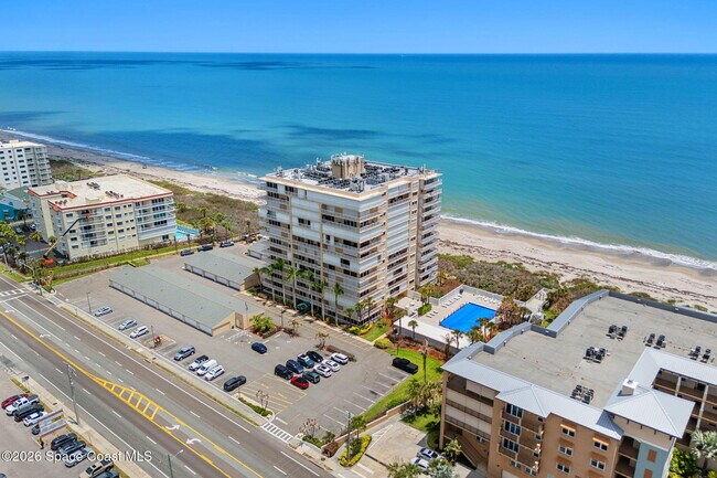 Building Photo - 877 N Hwy A1A