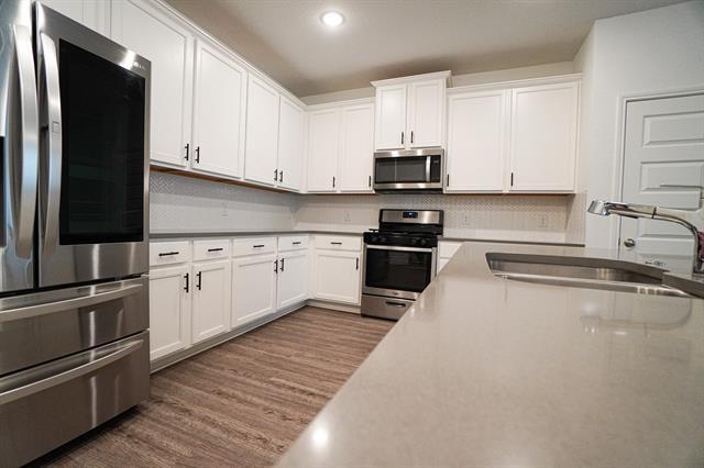 Building Photo - 4011 Delta Dr