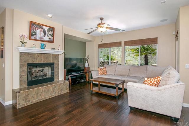 Building Photo - 4668 Meadow Dr