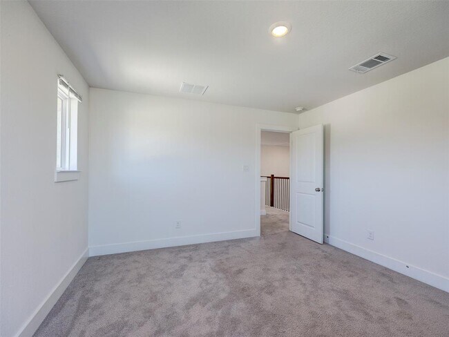 Building Photo - 153 Milam Crk Dr