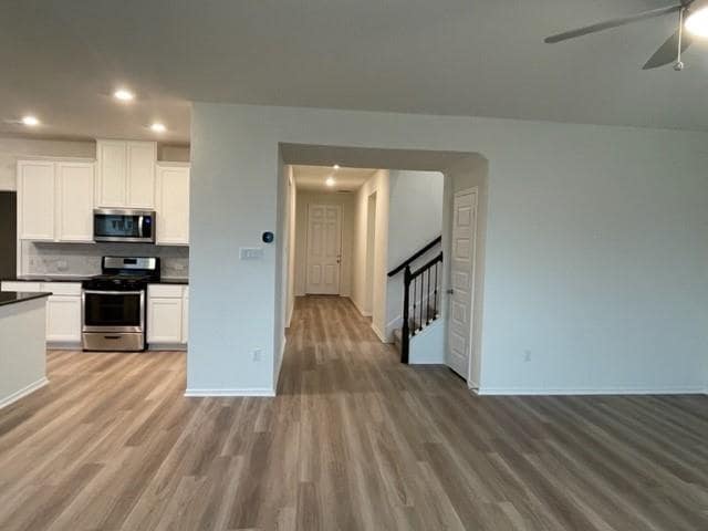 Building Photo - 4519 Avellino Dr