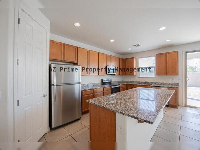 Building Photo - 3311 W Donner Dr