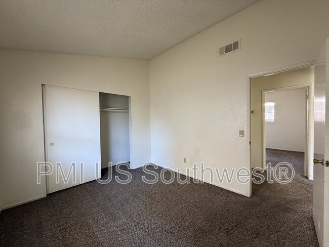 Building Photo - 364 Rio Grande Ct