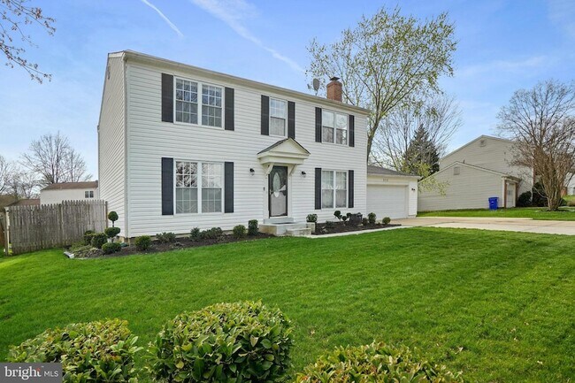 Building Photo - 2712 Advent Ct S