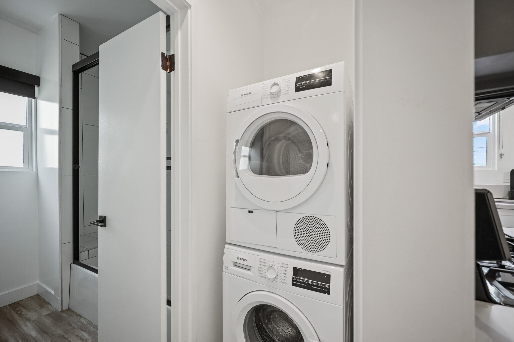 Building Photo - 1023 Tremont St