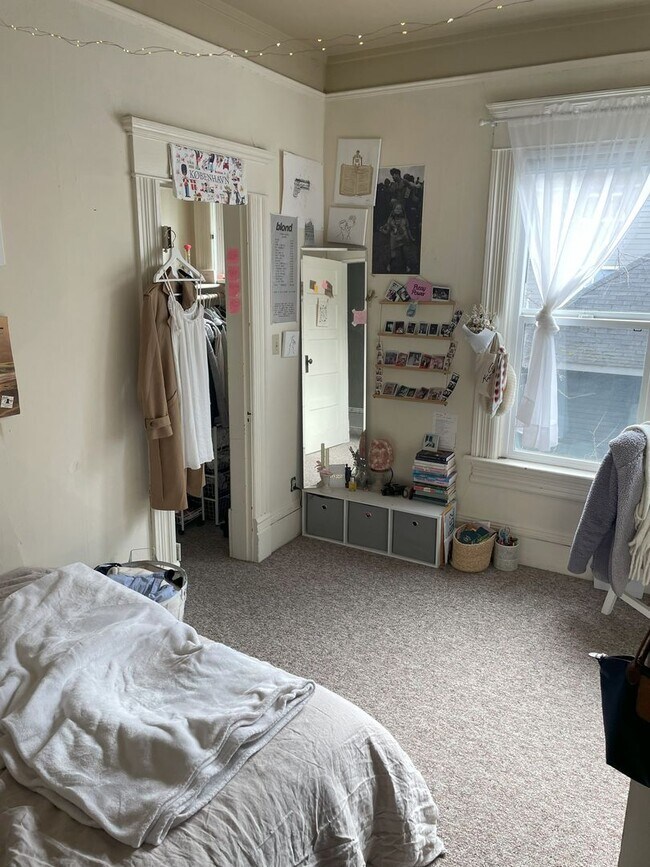 Building Photo - 820/822 High St