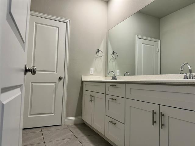 Building Photo - 2732 Spg Crk Trl