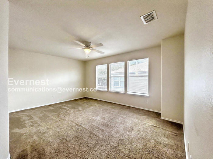 Building Photo - 2226 Hidden Meadow